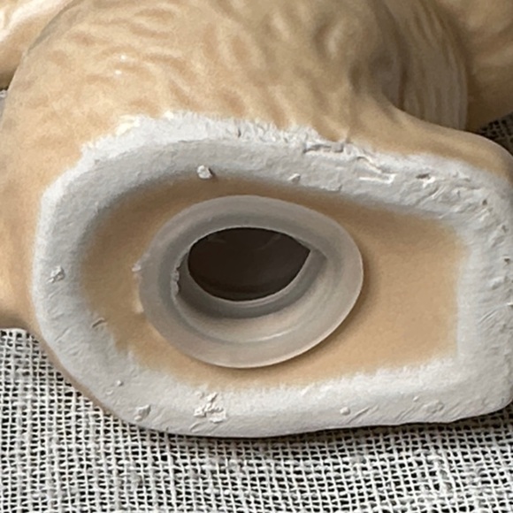 Ankyo Ceramic Bunny Rabbit Salt & Pepper Shakers Neutrals NWOT 3.5" & 4.25" Tall - Picture 6 of 13